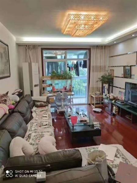 百盛花园127平朝南七库28平精装修满2年有名额打包卖210万3房2卫