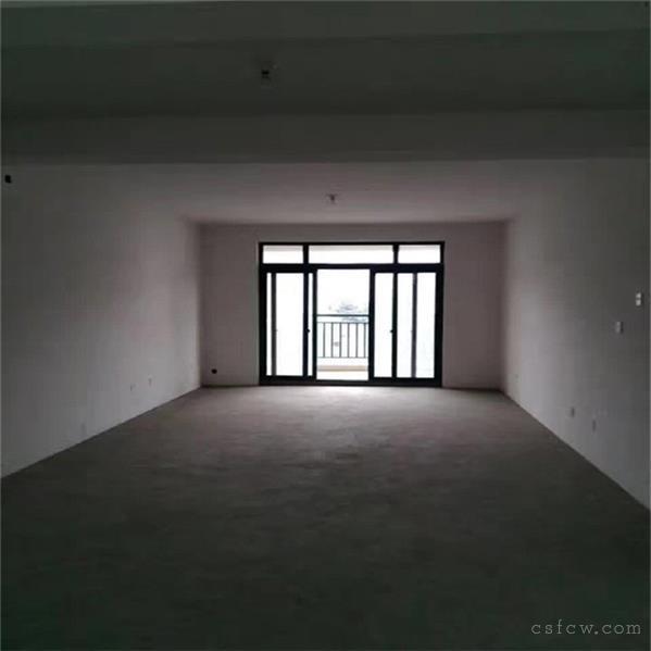 满五唯一富鑫苑120平自库20平满2年有名额198万南北通透3房2卫