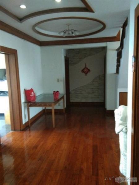 漕泾二区，装修清爽，3室2卫，2500元/月