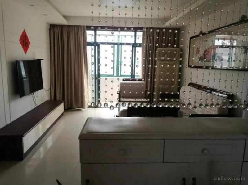 金山苑精装修2房1卫设备齐全2500元