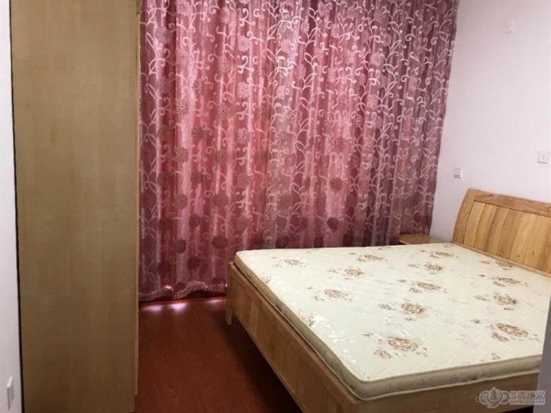 中南锦苑120平，2800元/月精装修，3房2卫