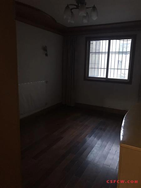 海枫公寓3楼二室一厅装修清爽1800元