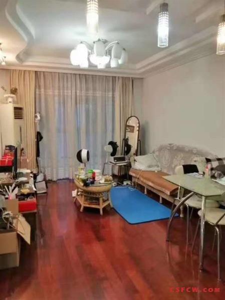 锦荷佳苑75平朝南自库22平满2年有名额138万