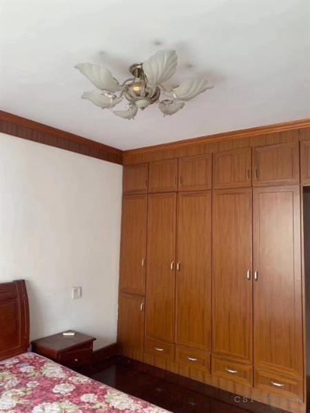 东张小商品街2房出售