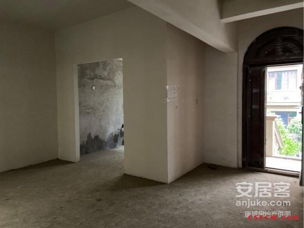 [出售]信一景天联体别墅，产证360平米，698万