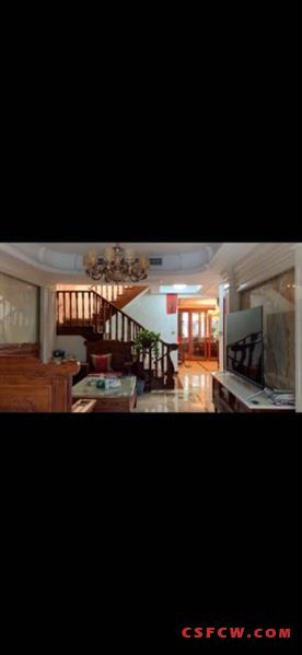 c香榭丽墅，一叠二，194平，带院子地下室，豪装，475万，带车位，满两年