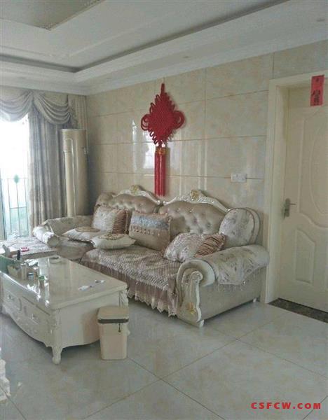 金唐华府3室2厅2卫