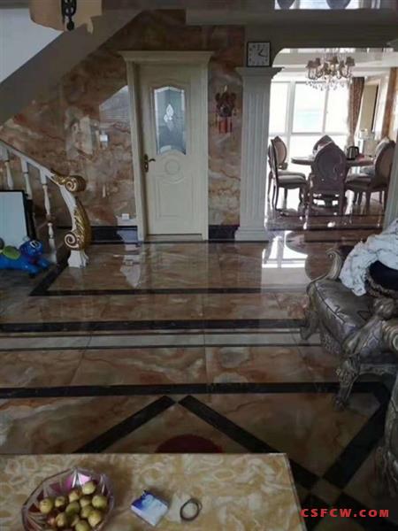 湖畔现代城叠加豪华装修490万元4室2厅3卫