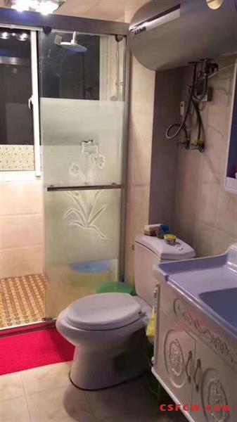 68平米2500元/月2室1厅1卫