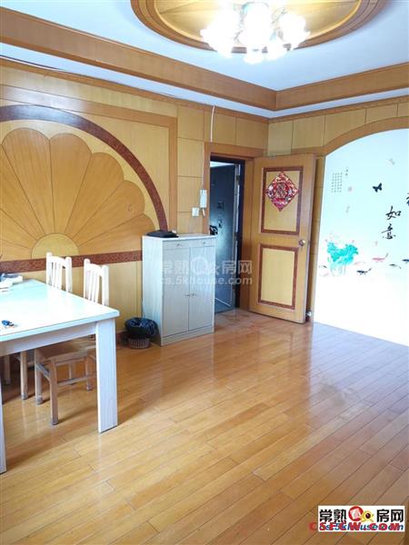 交通便利五星2居室出租