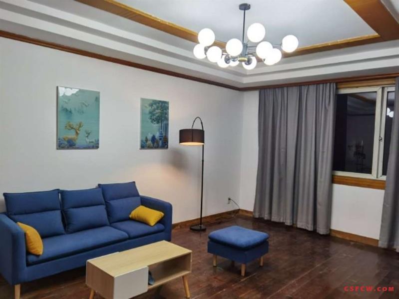 c琴枫苑雪梅居2楼，带车位，精装后首次出租黄金楼层，二楼，2600月租