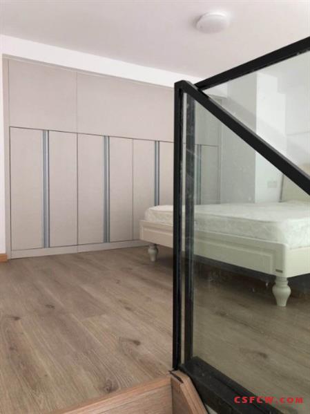 中南锦城跳高复式朝南2000月首次出租