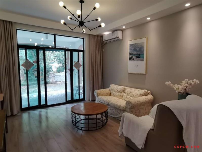 东湖京华，京昌苑洋房?115平，100平的花园，31保姆房，4500一月