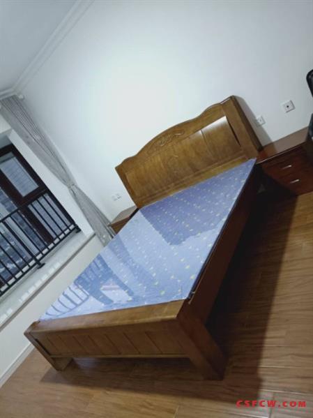 湖悦澜庭4室2厅2卫，精装，2500/月