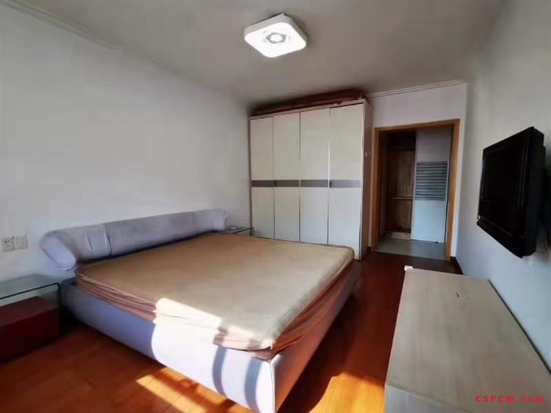 c新建家园，132平，3-2-2卫，168万，满2年，可上学车库27平另算