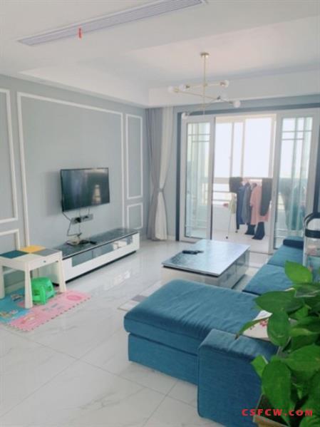 c中南锦城，117平，4房2卫，精装，满2年，能上学，238万打包卖