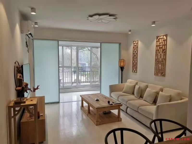 c太公望，88平，2房2厅1卫，精装修，采光好，满2年，有名额，165万