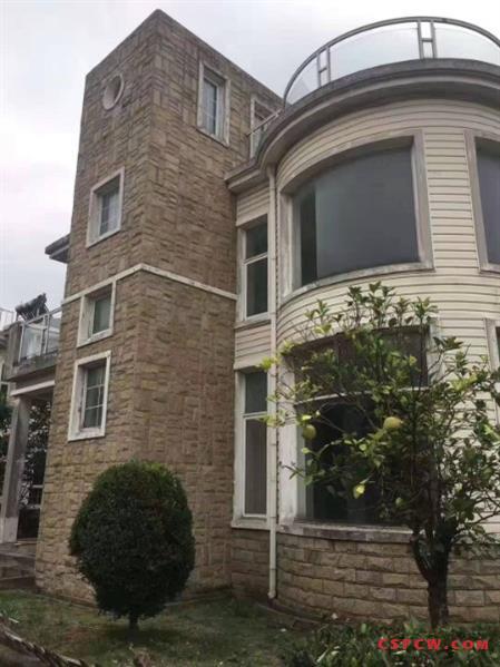 名绅豪园独栋，300平，精装4房3卫，带大露台院子，4500月租，停车方便