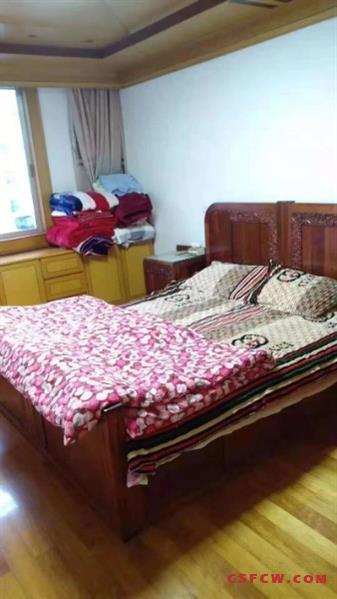 阜湖苑，黄金楼层，86平独库装修清爽满两年，名额有售128万