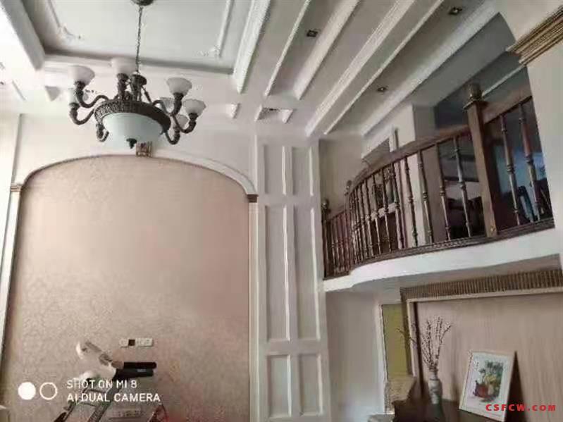 c润欣花园联体297平，精装，满二年，有名额，带院子和车库，688万