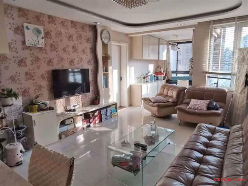 c常熟老街泰德坊，80.5平米，精装，2室1卫，155万，满五唯一，带长租车位