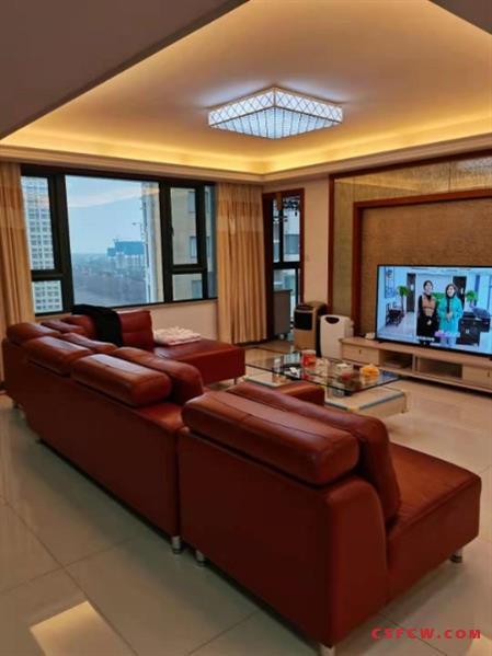 c明日星洲140平3室2厅2卫满2年有名额219万