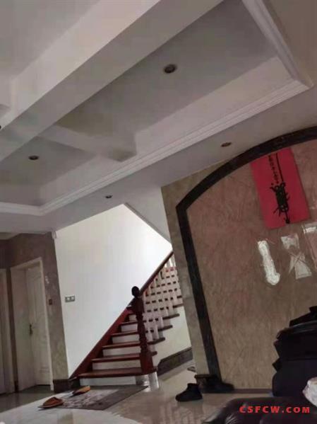 c前漕泾独栋220平院子40平阳光房30平豪装100万638万满两年