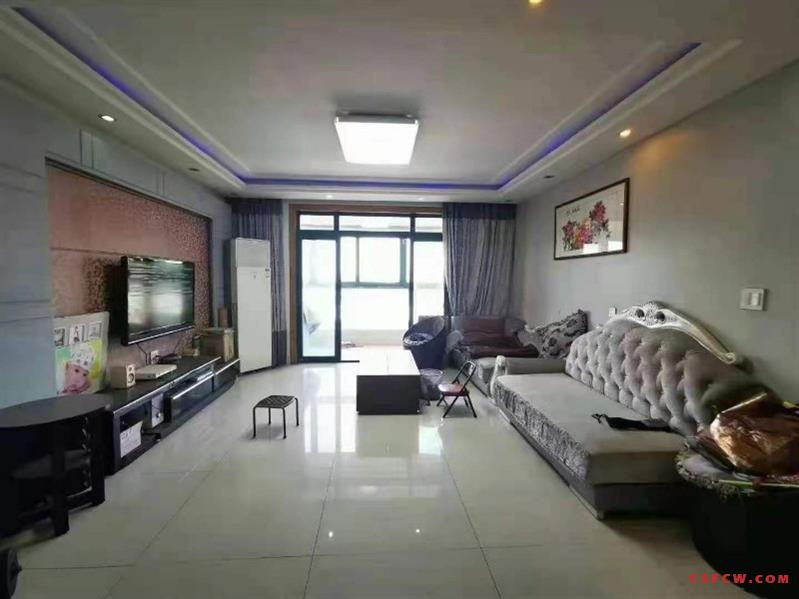 c蓝天家园，156平，3房2厅2卫2衣帽间，满五唯一，有名额，208万