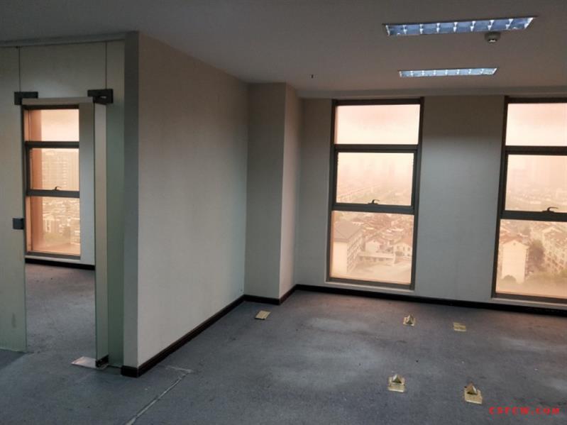 汽车北站旁，中凯国际大厦，92平，办公写字楼0室0厅0卫