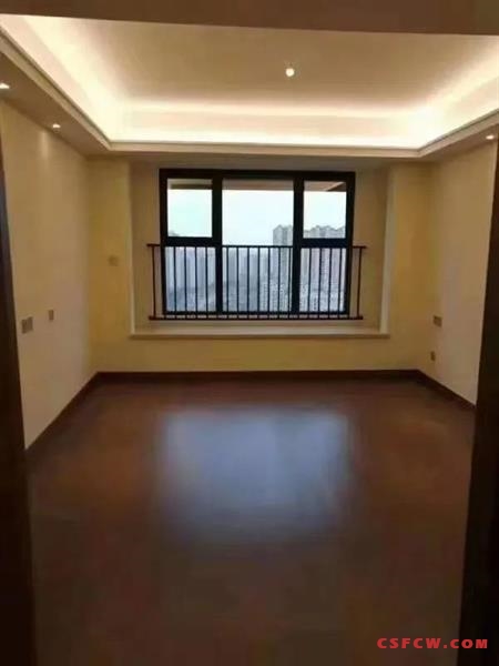 及第阁，4室2厅2卫，143平，景观楼层，全新精装房，满2年，360万