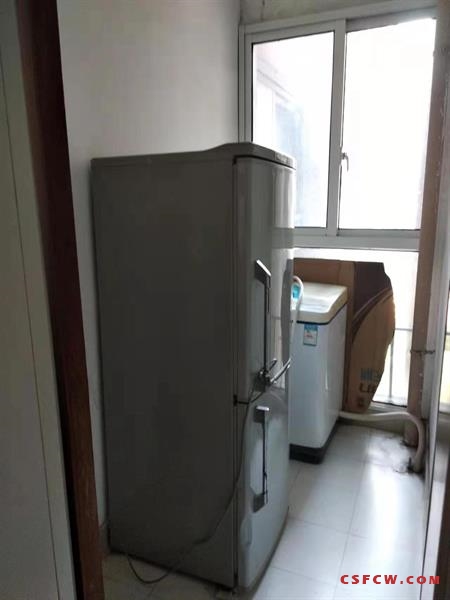 中南世纪城2室2厅1卫93平普通装修设全齐全2200元/月