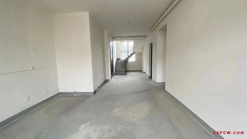 常熟三环内稀缺毛坯洋房4房/2厅/2卫朝南143平米房东急售