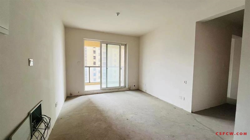 铂克花园毛坯好房2房/2厅/1卫朝南88平米148万