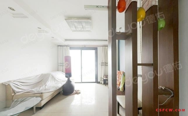 常熟老街5楼精装好房2房/2厅/1卫朝南82平米125万