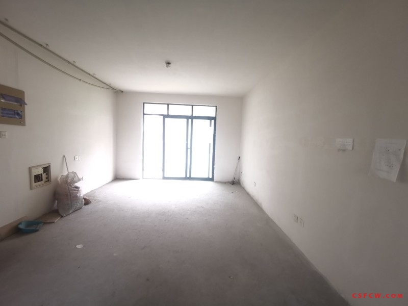 城市花园首府4楼毛坯好房3房/2厅/2卫朝南131平米355万