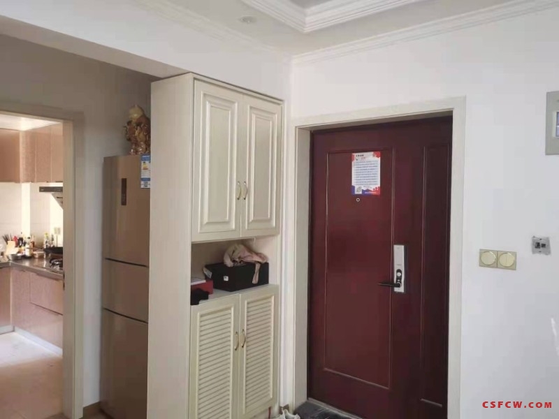 世茂五期盛世名门15楼精装好房2房/2厅/1卫朝南95平米205万