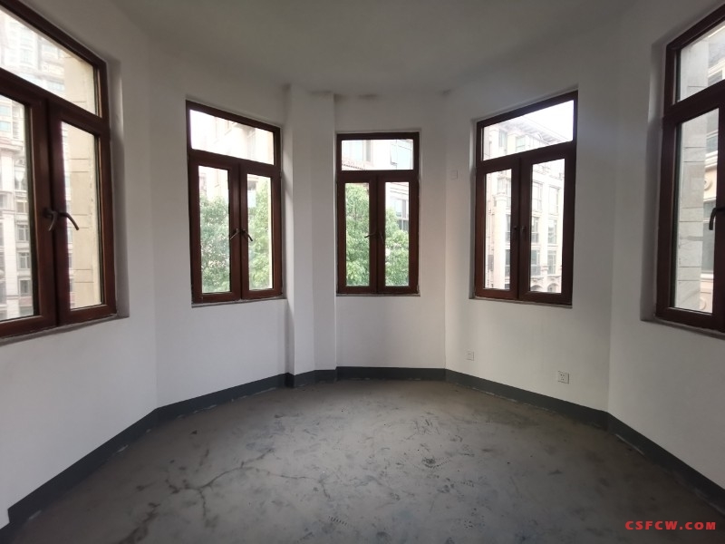 中南世纪城毛坯好房5房/4厅/3卫朝南480平米980万