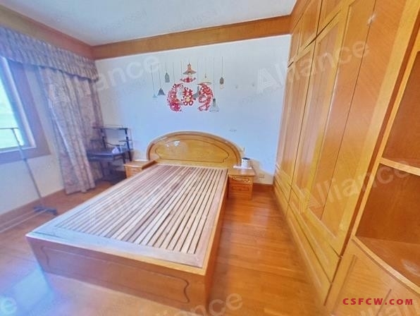 五星七区好房出租2室1厅朝南70平米1400元/月