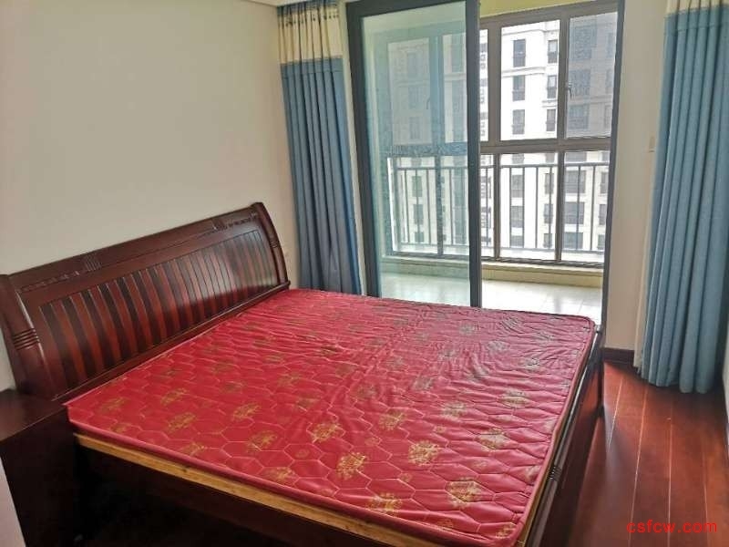 新城虞悦豪庭精装好房3房/2厅/2卫朝南127平米3400元/月