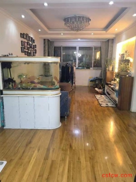 报慈新一区简装好房3房/2厅/1卫朝南96平米138万