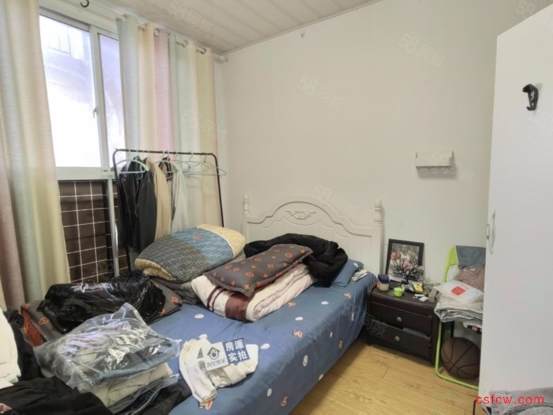 中南世纪城精装好房3房/2厅/2卫朝南106平米209万