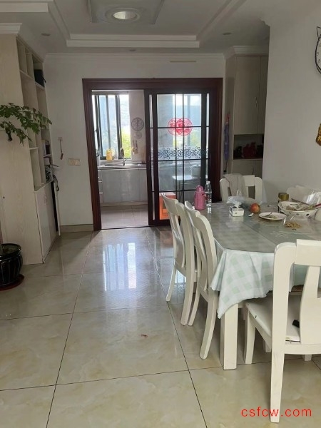 衡泰里宫精装好房3房/2厅/2卫朝南114平米208万