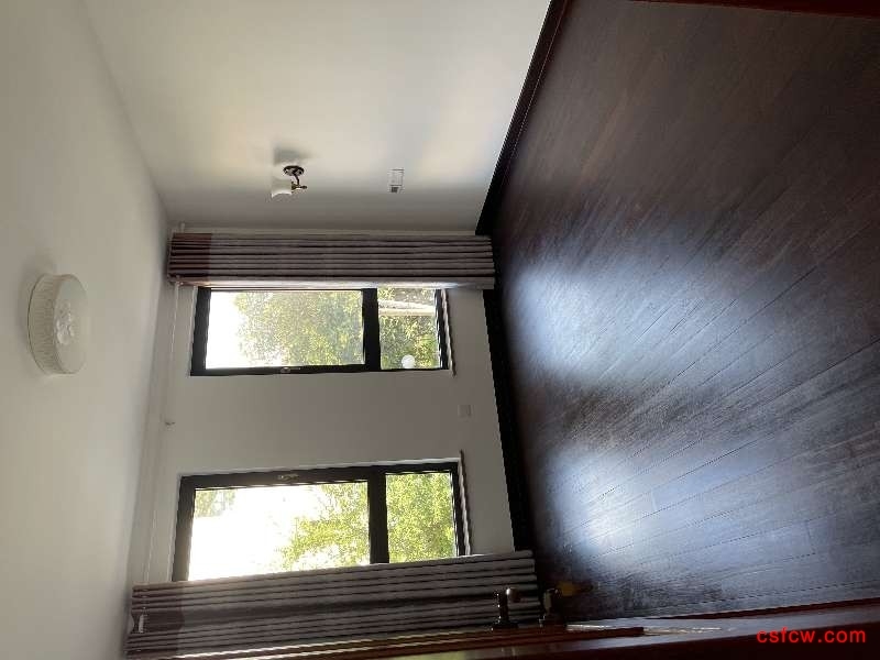 金枫花园毛坯好房5房/2厅/3卫朝南220平米668万