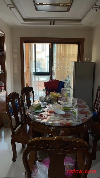 星辉湖畔精装好房3房/2厅/2卫朝南117平米108万