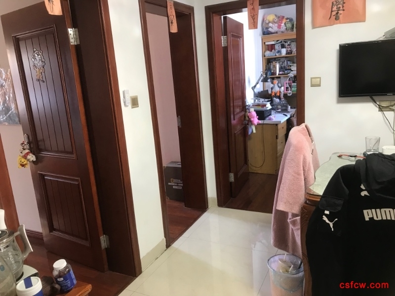 五星六区毛坯好房2房/2厅/1卫朝南68平米140万