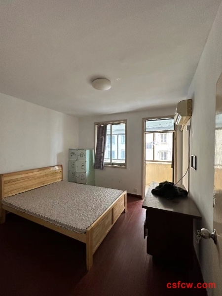 五星七区精装好房3房/2厅/1卫朝南89平米155万