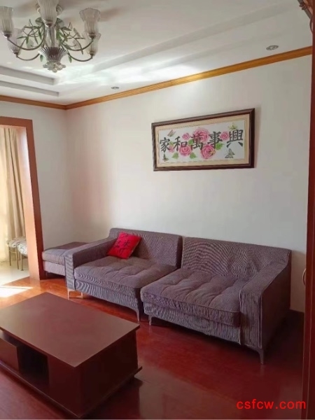 明日星城精装好房2房/2厅/1卫朝南103平米138万