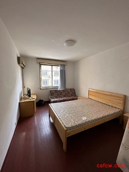 五星五区精装好房2房/2厅/1卫朝南65平米115万