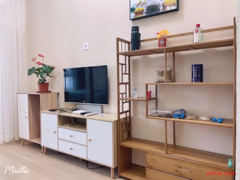 虞园新村一区精装好房2房/2厅/1卫朝南74平米142万