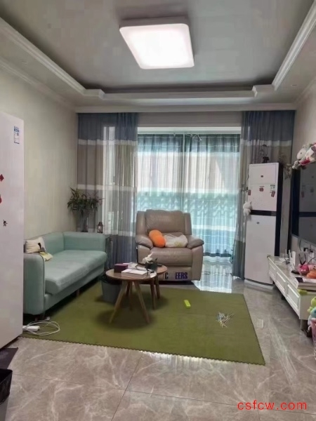 中南御锦城精装好房2房/2厅/1卫朝南80平米120万